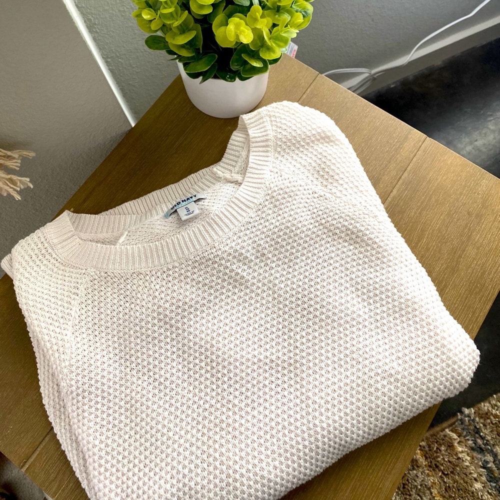 White Old Navy Knit Sweater